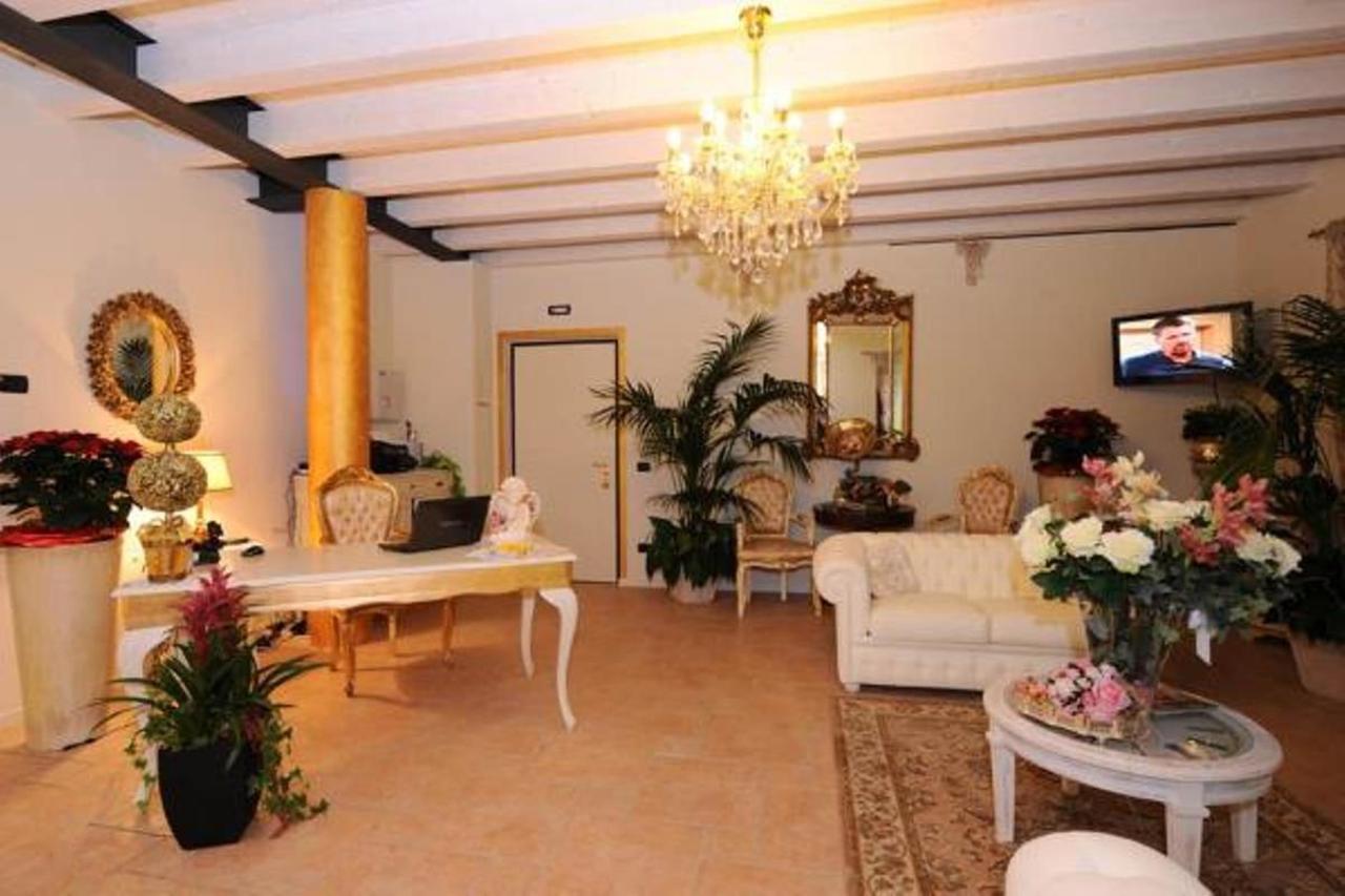 Residence Cà di Capri Bussolengo Ngoại thất bức ảnh