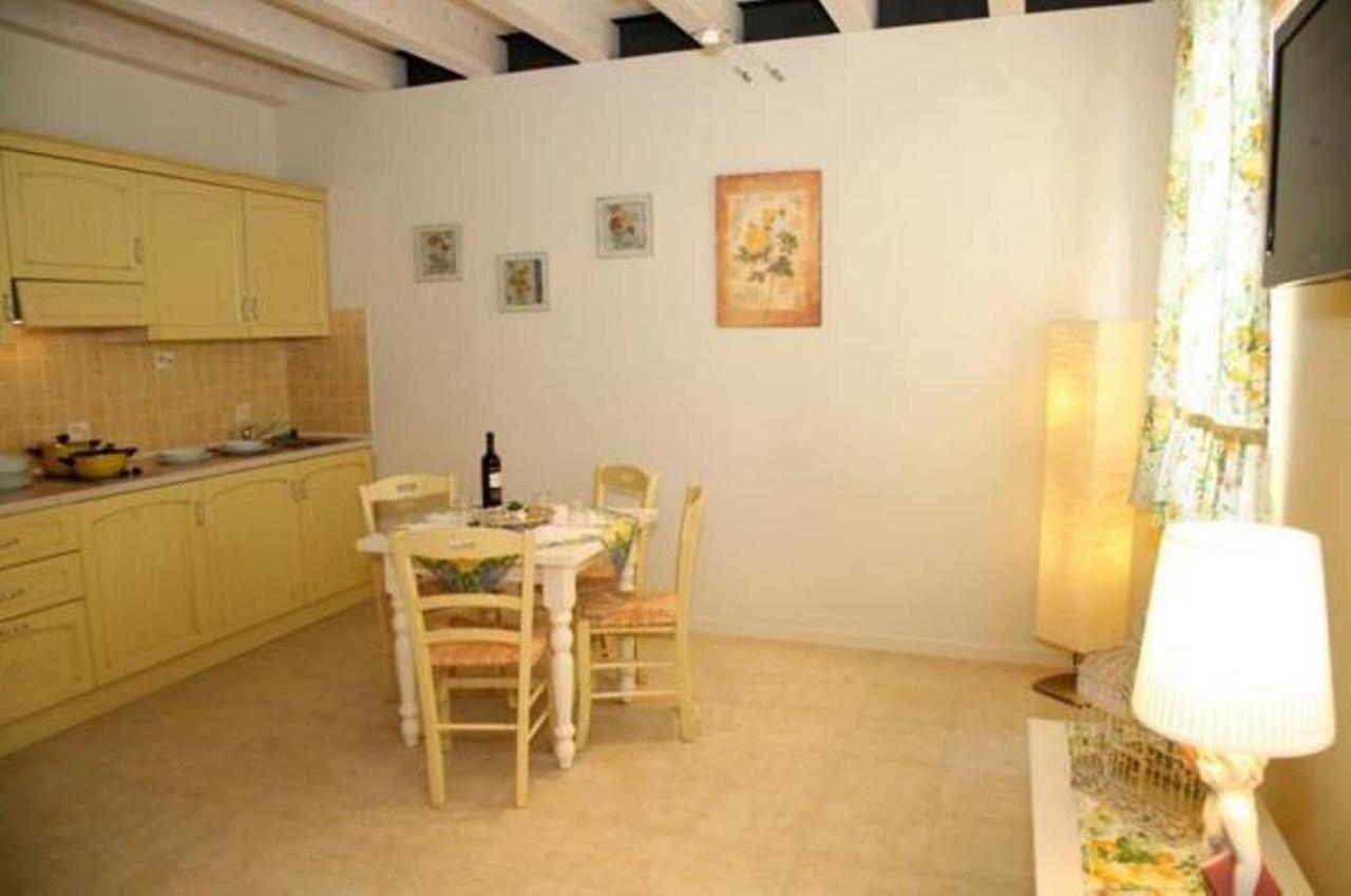 Residence Cà di Capri Bussolengo Ngoại thất bức ảnh